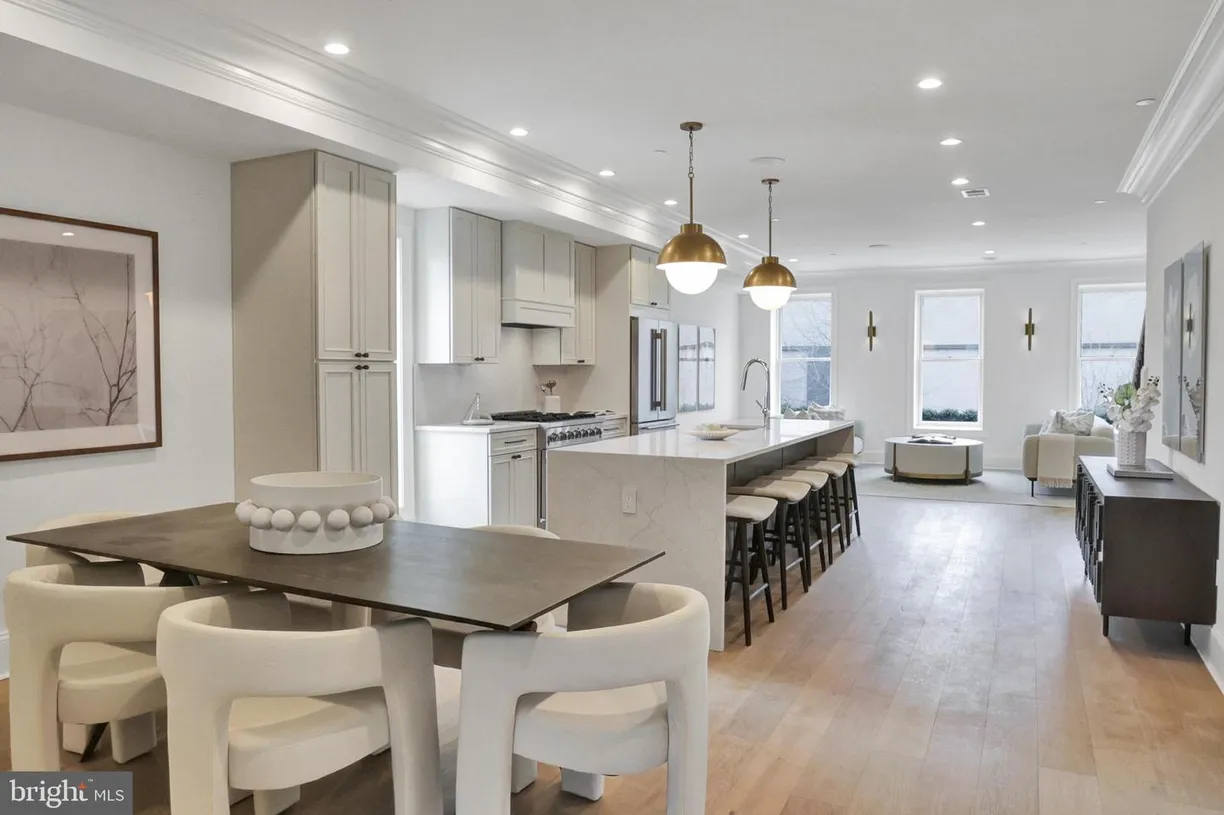 Washington Metro Area Real Estate | View 1335 11th St Nw, ph4 | 3 Beds, 2 Baths
