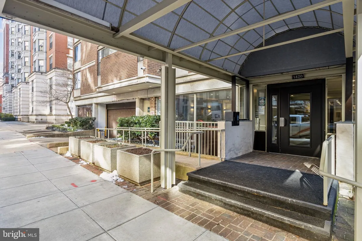 Washington Metro Area Real Estate | View 1420 N St Nw, 614 | 1 Bath