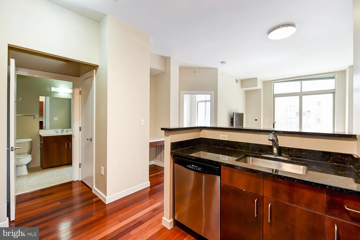 Washington Metro Area Real Estate | View 1000 New Jersey Ave Se, 1124 | Listing