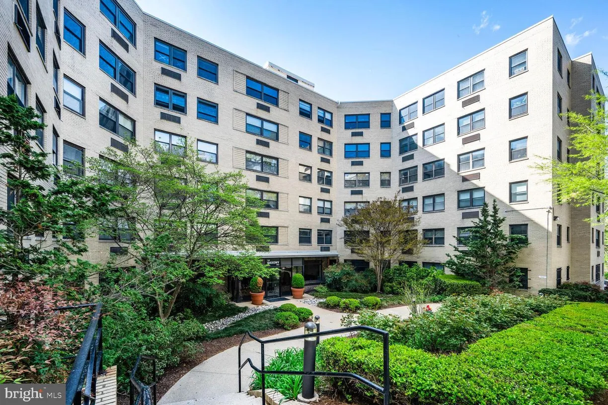 Washington Metro Area Real Estate | View 1801 Clydesdale Pl Nw, 407 | 1 Bath