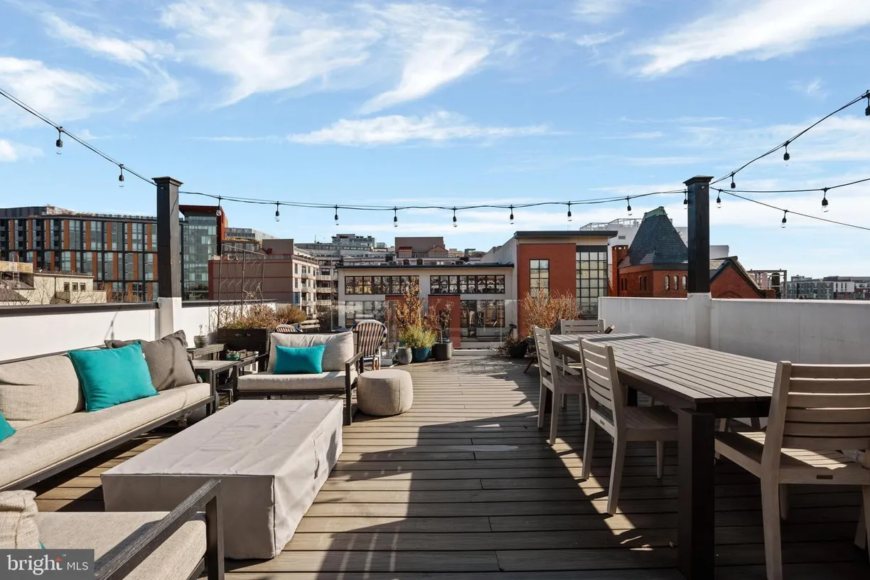 Washington Metro Area Real Estate | View 2110 10th St Nw, 4 | 3 Beds, 2 Baths