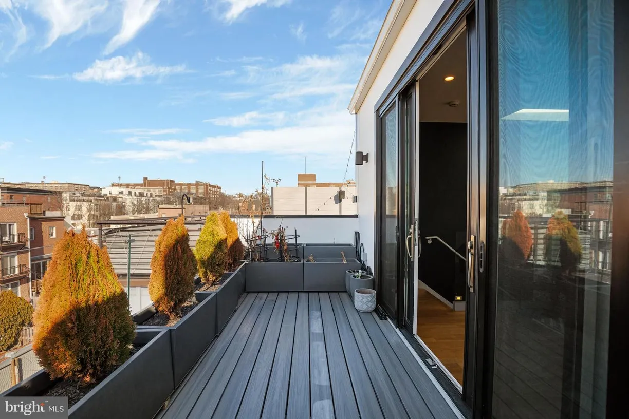 Washington Metro Area Real Estate | View 2110 10th St Nw, 4 | Listing