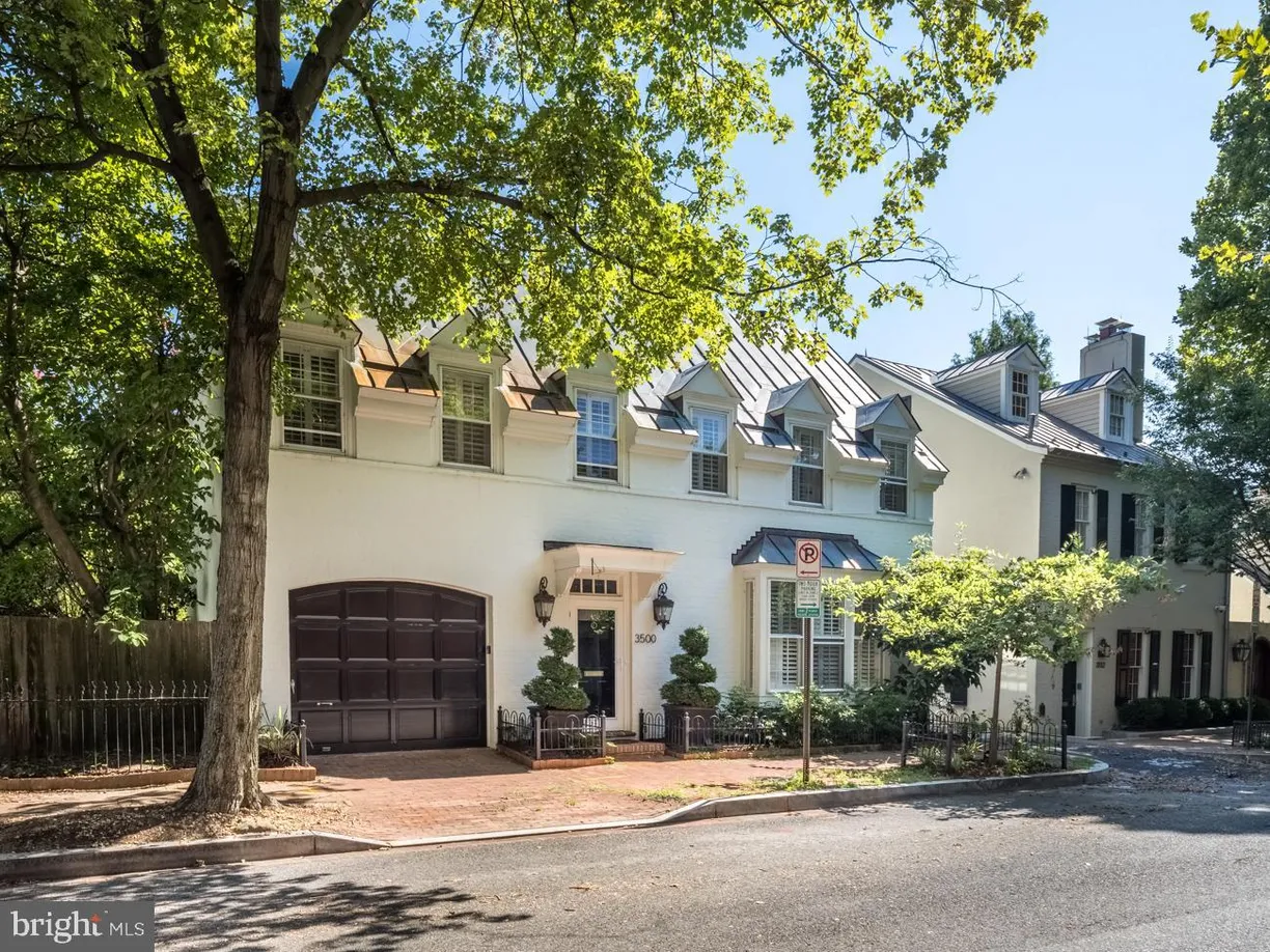 Washington Metro Area Real Estate | View 3500 P St Nw | 4 Beds