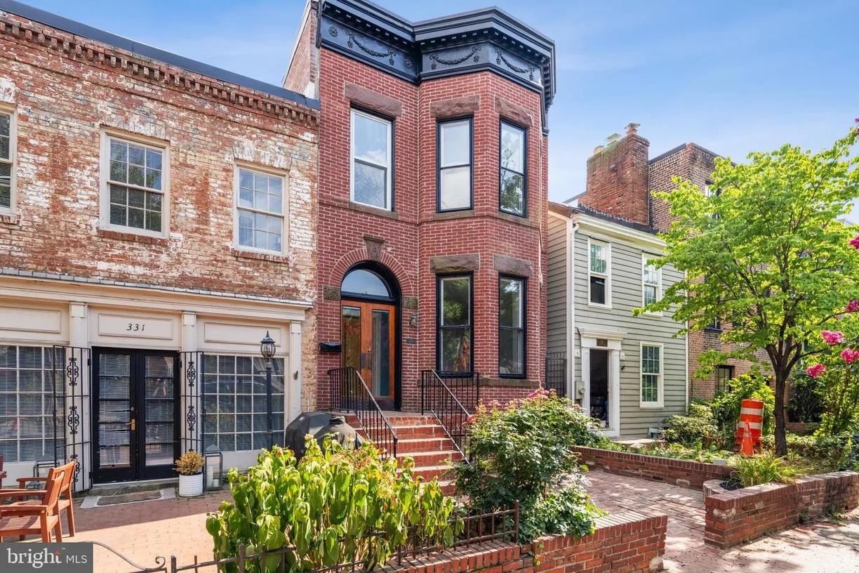 Washington Metro Area Real Estate | View 329 Constitution Ave Ne | Listing