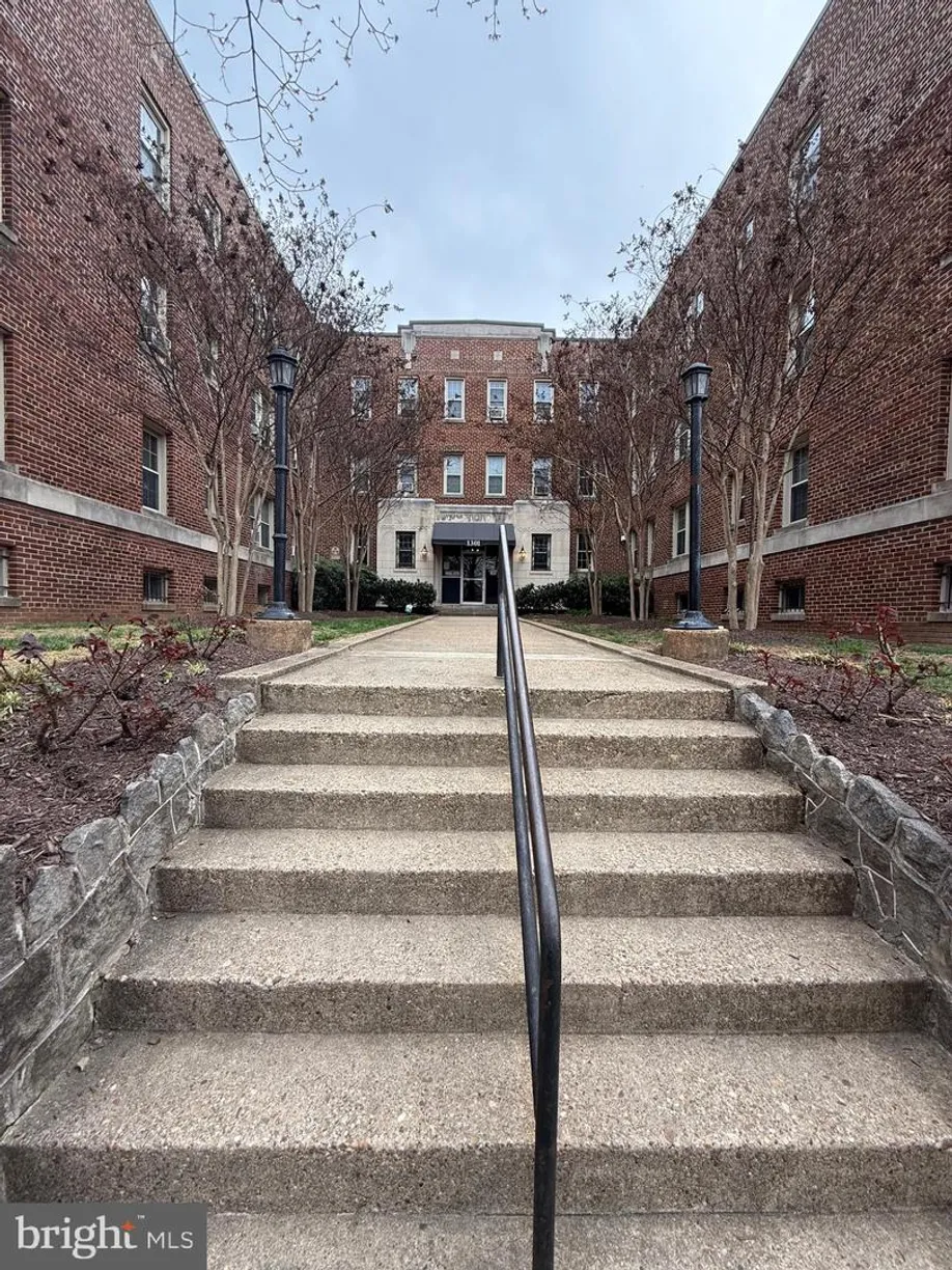 Washington Metro Area Real Estate | View 1301 Longfellow St Nw, 310 | 2 Beds, 2 Baths