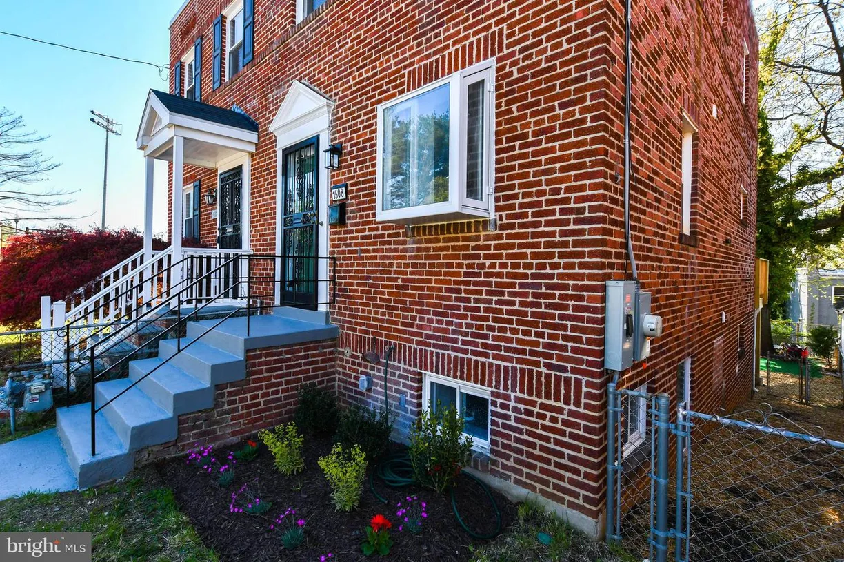 Washington Metro Area Real Estate | View 1508 Fort Davis St Se | Listing