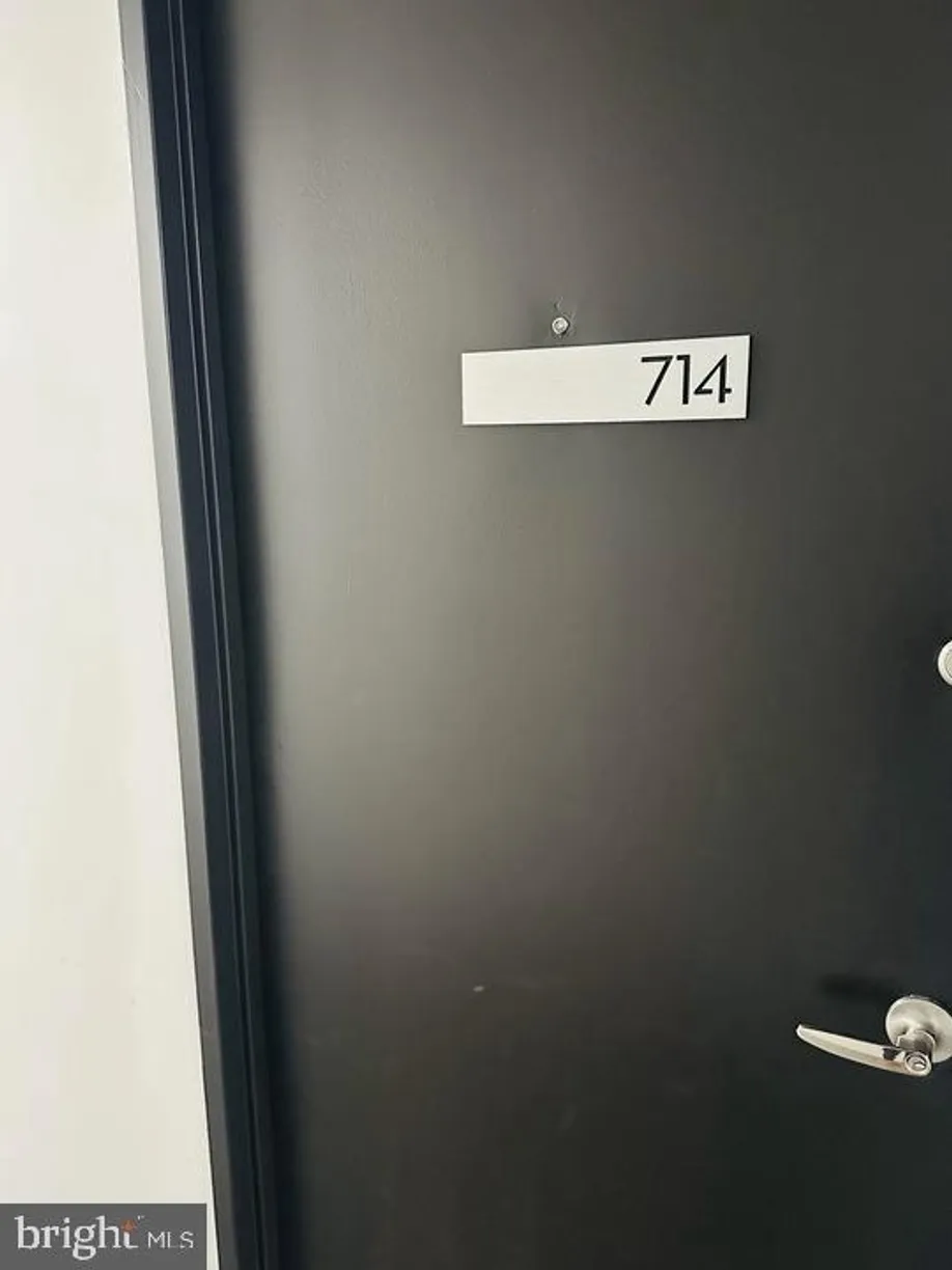 Washington Metro Area Real Estate | View 1545 18th St Nw, 714 | 1 Bed