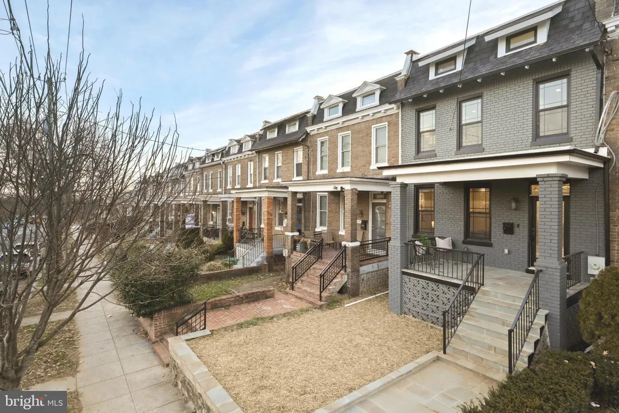 Washington Metro Area Real Estate | View 5522 13th St Nw | 5 Beds, 4 Baths