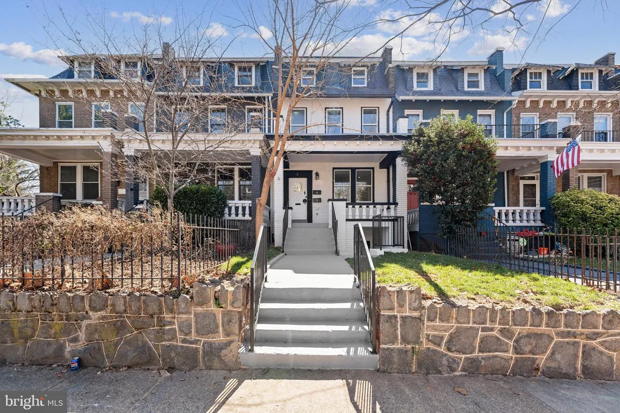 Washington Metro Area Real Estate | View 6 Adams St Nw, 1 | 3 Beds, 3 Baths