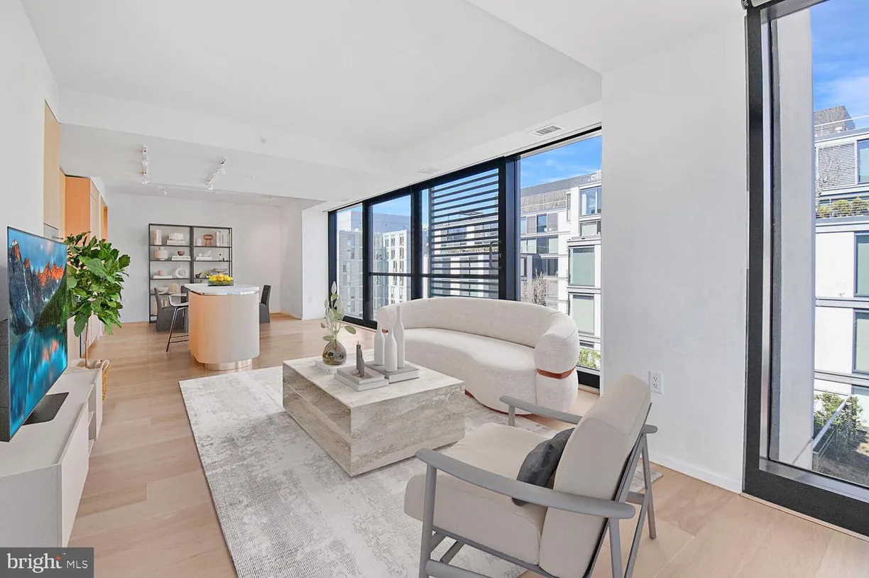 Washington Metro Area Real Estate | View 925 H St Nw, 909 | Listing