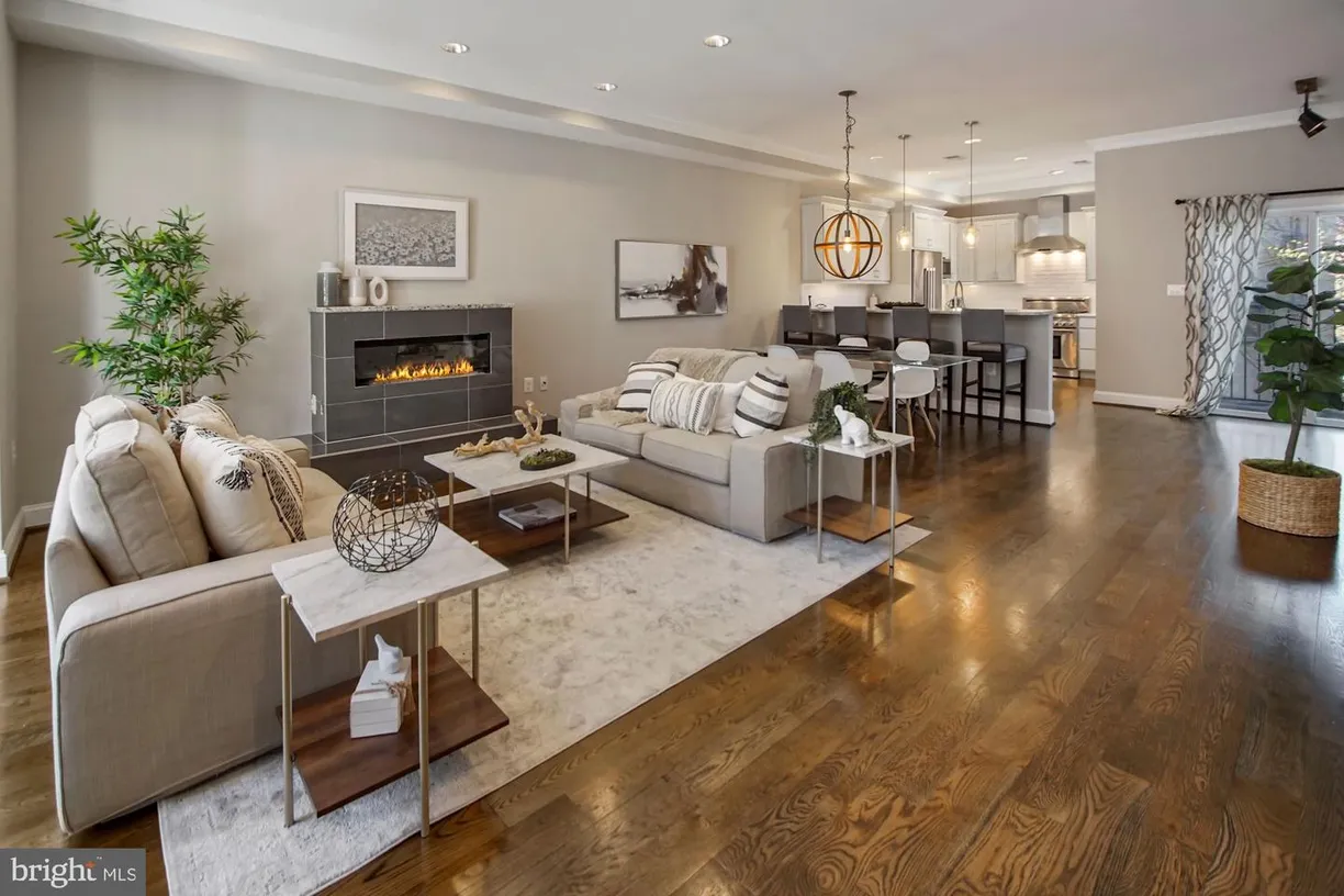 Washington Metro Area Real Estate | View 302 M St Nw, 2 | Listing