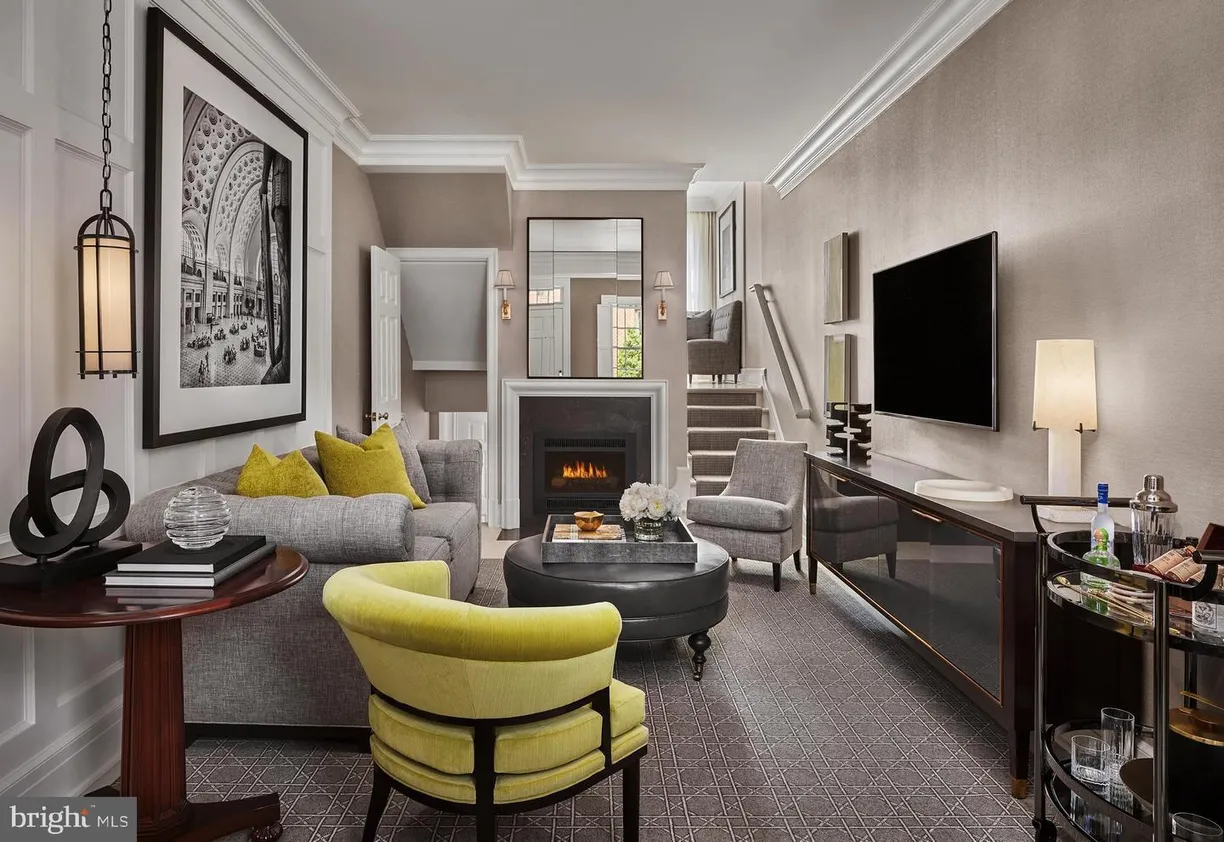 Washington Metro Area Real Estate | View 1026 31st St Nw | Listing