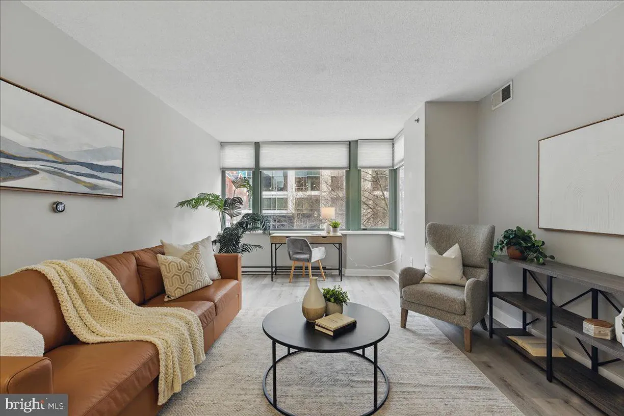 Washington Metro Area Real Estate | View 1150 K St Nw, 304 | 1 Bed, 1 Bath