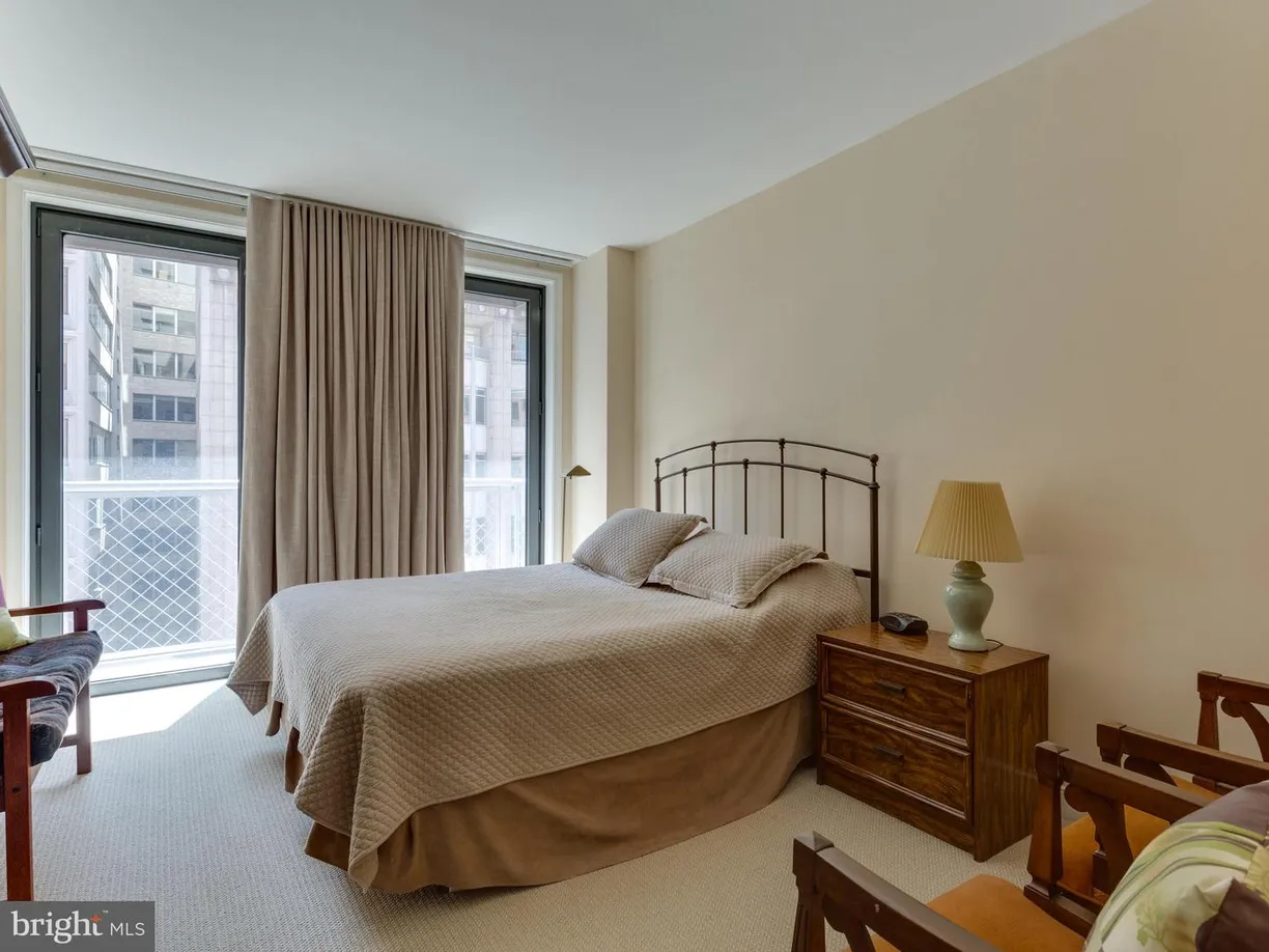 Washington Metro Area Real Estate | View 631 D St Nw, 630 | 1 Bed, 1 Bath