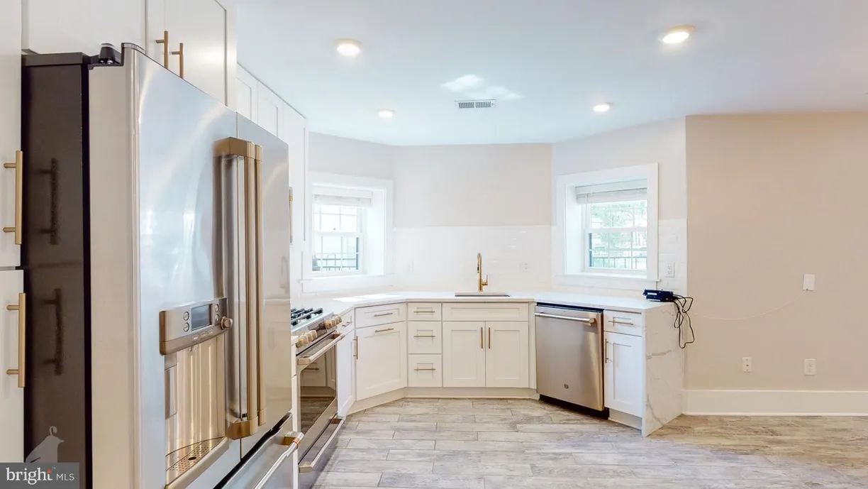 Washington Metro Area Real Estate | View 3001 11th St Nw, 1 | Listing