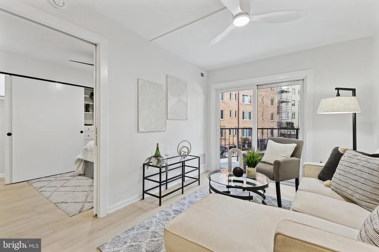 Washington Metro Area Real Estate | View 1718 P St Nw, 220 | Listing