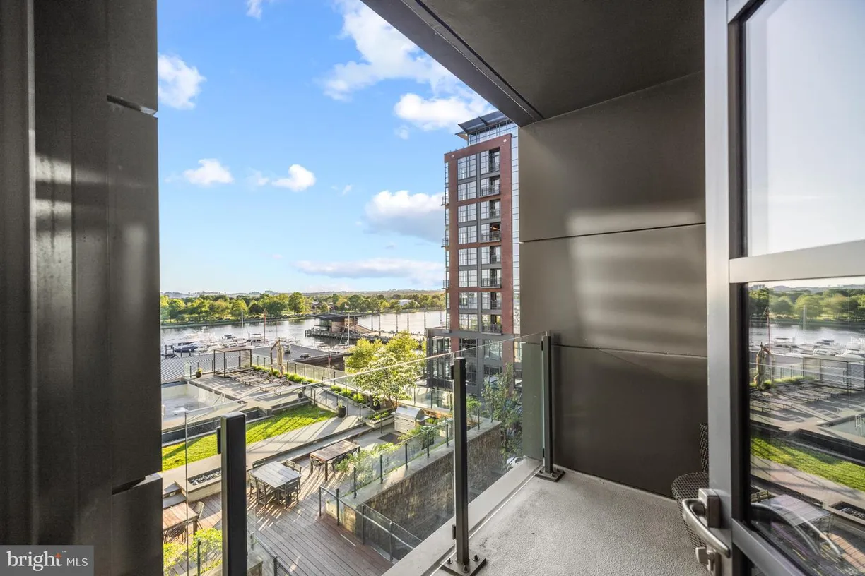 Washington Metro Area Real Estate | View 45 Sutton Sq Sw, 503 | 2 Beds, 2 Baths