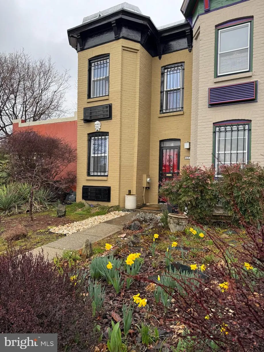 Washington Metro Area Real Estate | View 1713 Vermont Ave Nw | 1 Bed