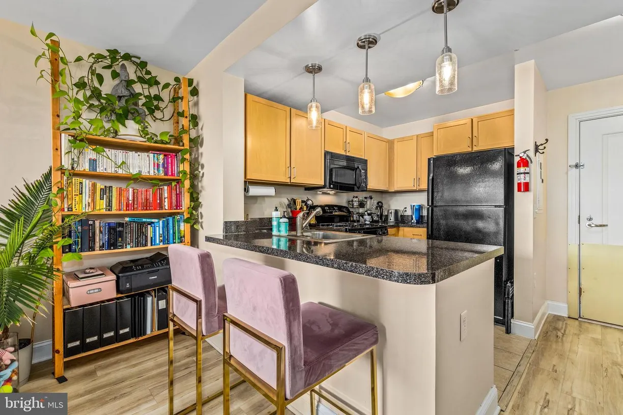 Washington Metro Area Real Estate | View 800 4th St Sw, s513 | Listing