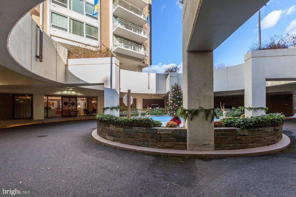 Washington Metro Area Real Estate | View 1425 4th St Sw, m8 | Listing