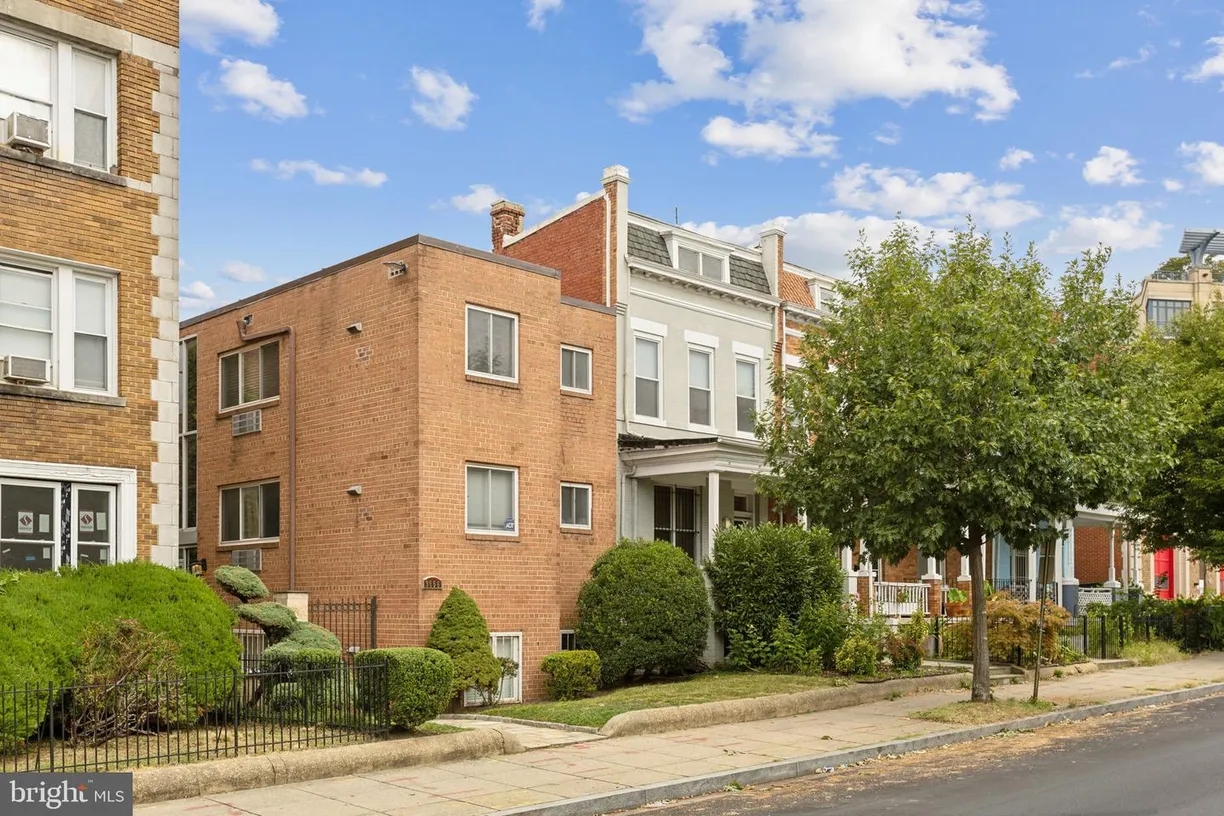 Washington Metro Area Real Estate | View 3656 New Hampshire Ave Nw, 3 | Listing
