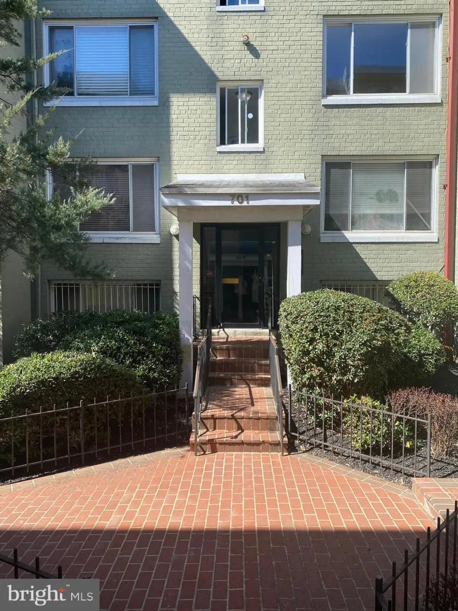 Washington Metro Area Real Estate | View 701 Brandywine St Se, 201 | 2 Beds, 1 Bath