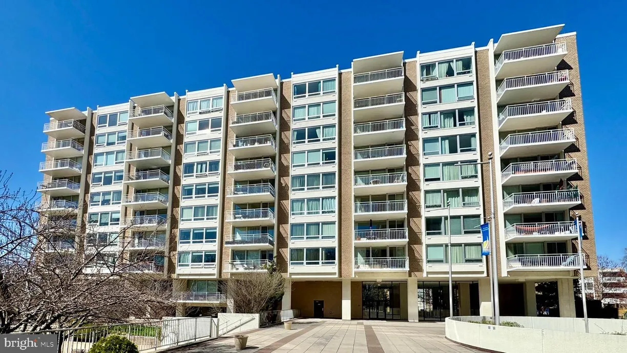 Washington Metro Area Real Estate | View 1425 4th St Sw, a103 | 1 Bed