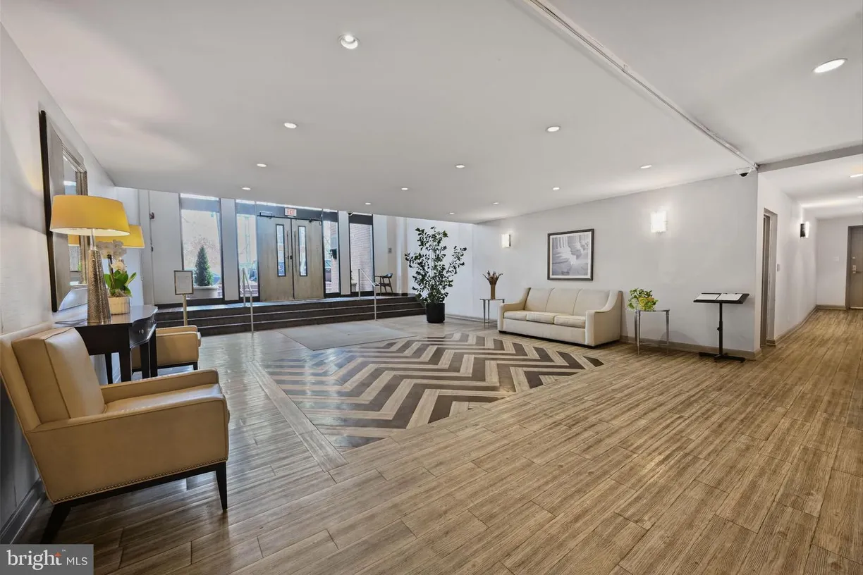 Washington Metro Area Real Estate | View 1001 26th St Nw, 507 | Listing
