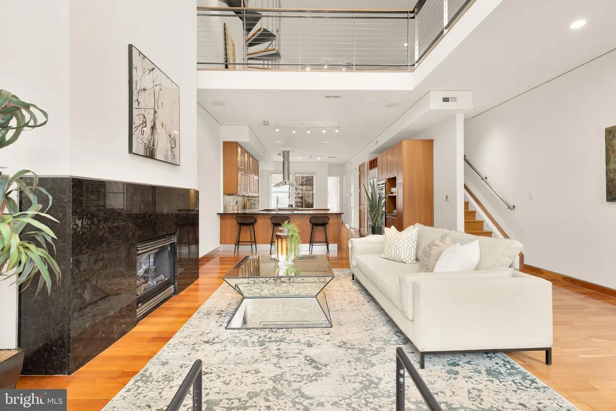 Washington Metro Area Real Estate | View 1324 Q St Nw, penthouse | 2 Beds, 2 Baths