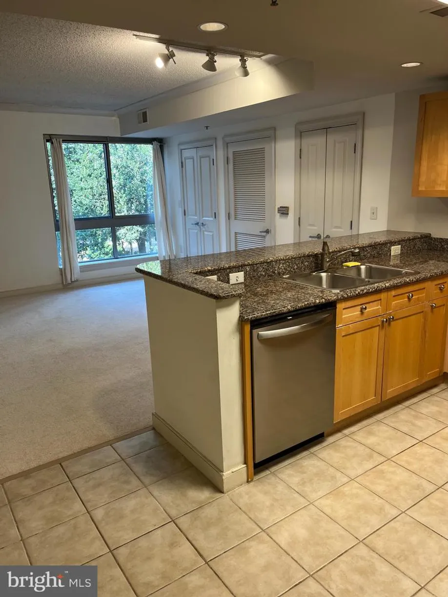 Washington Metro Area Real Estate | View 777 7th St Nw, 803 | Listing