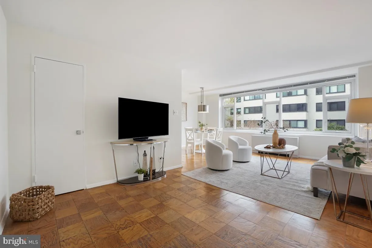 Washington Metro Area Real Estate | View 1545 18th St Nw, 303 | Listing