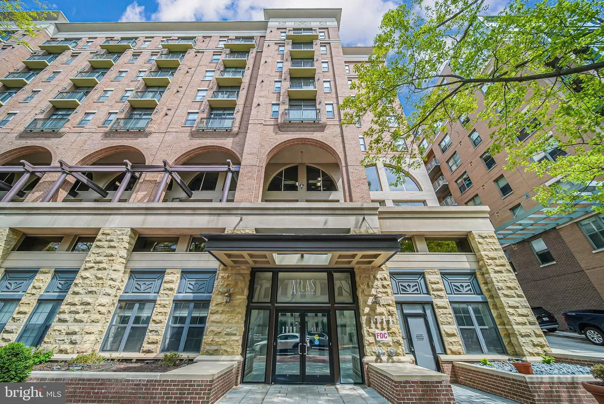 Washington Metro Area Real Estate | View 1111 25th St Nw, 823 | Listing