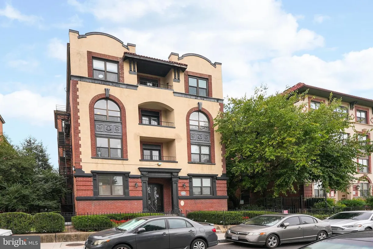Washington Metro Area Real Estate | View 1438 Meridian Pl Nw, ll2 | 1 Bed, 1 Bath