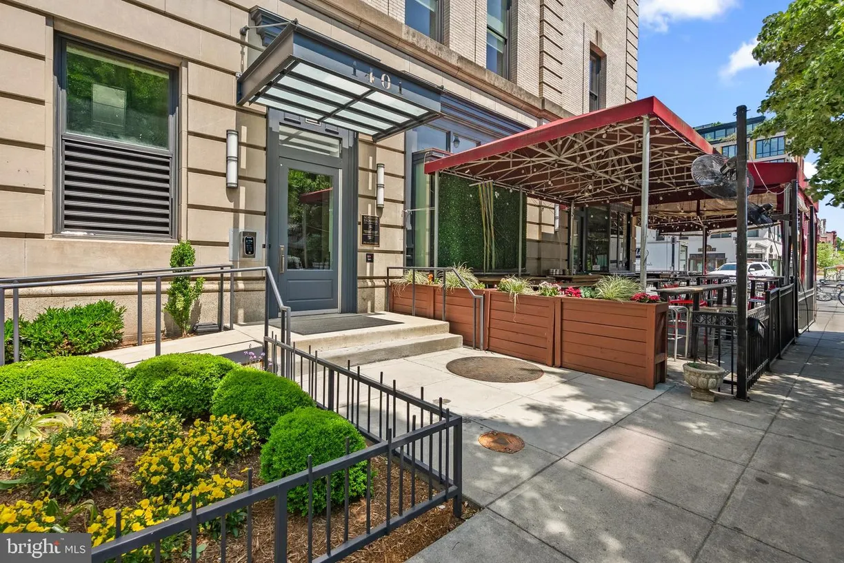 Washington Metro Area Real Estate | View 1401 R St Nw, 304 | Listing