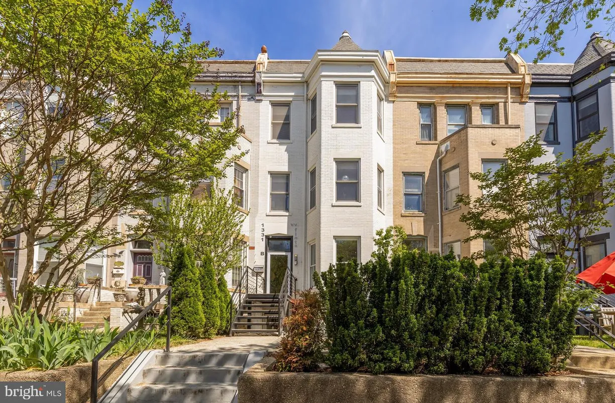 Washington Metro Area Real Estate | View 1331 Fairmont St Nw, a | 3 Beds, 3 Baths