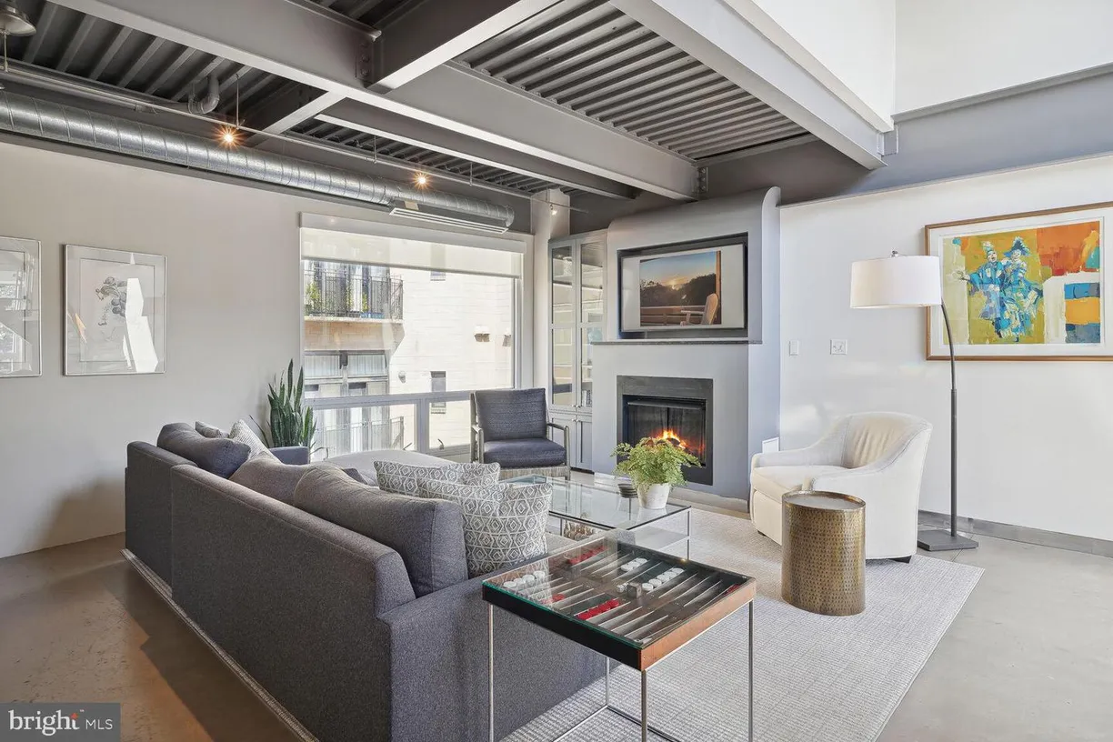 Washington Metro Area Real Estate | View 2351 Champlain St Nw, p3 | Listing