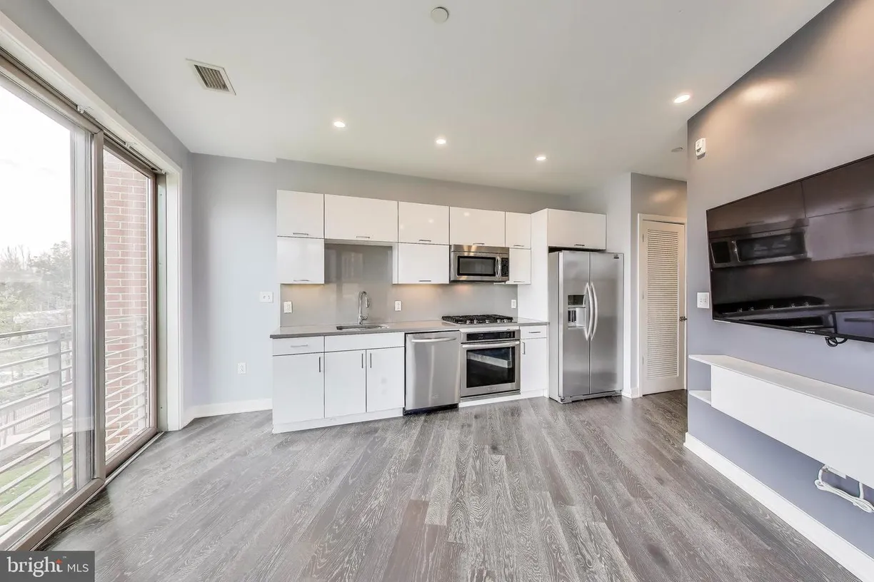 Washington Metro Area Real Estate | View 1350 Maryland Ave Ne, 205 | Listing