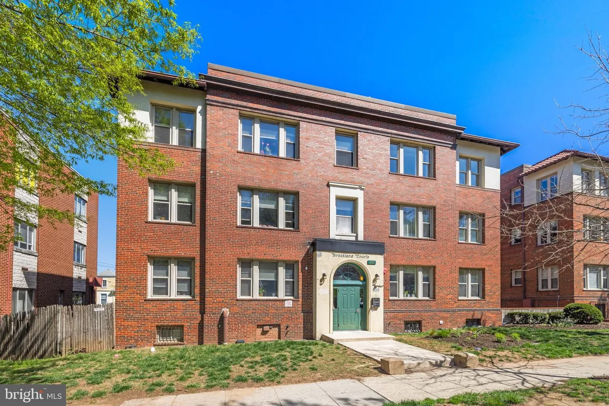 Washington Metro Area Real Estate | View 1210 Perry St Ne, 201 | Listing