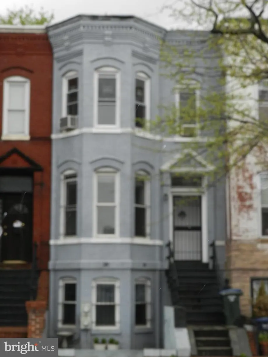 Washington Metro Area Real Estate | View 413 Florida Ave Nw | 4 Beds, 3 Baths