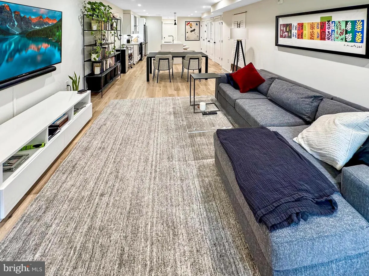 Washington Metro Area Real Estate | View 1110 6th St Nw, 2 | 2 Beds