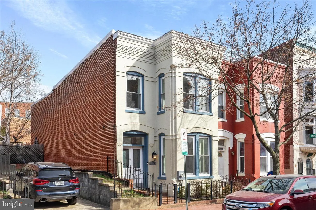Washington Metro Area Real Estate | View 1843 5th St Nw | 3 Beds