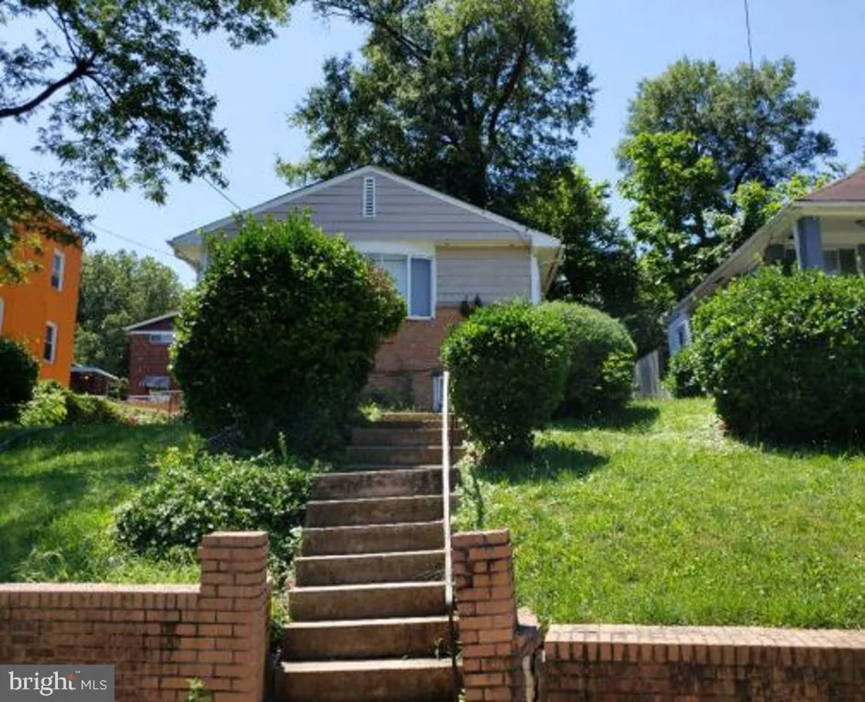 Washington Metro Area Real Estate | View 4527 Foote St Ne | 3 Beds, 1 Bath