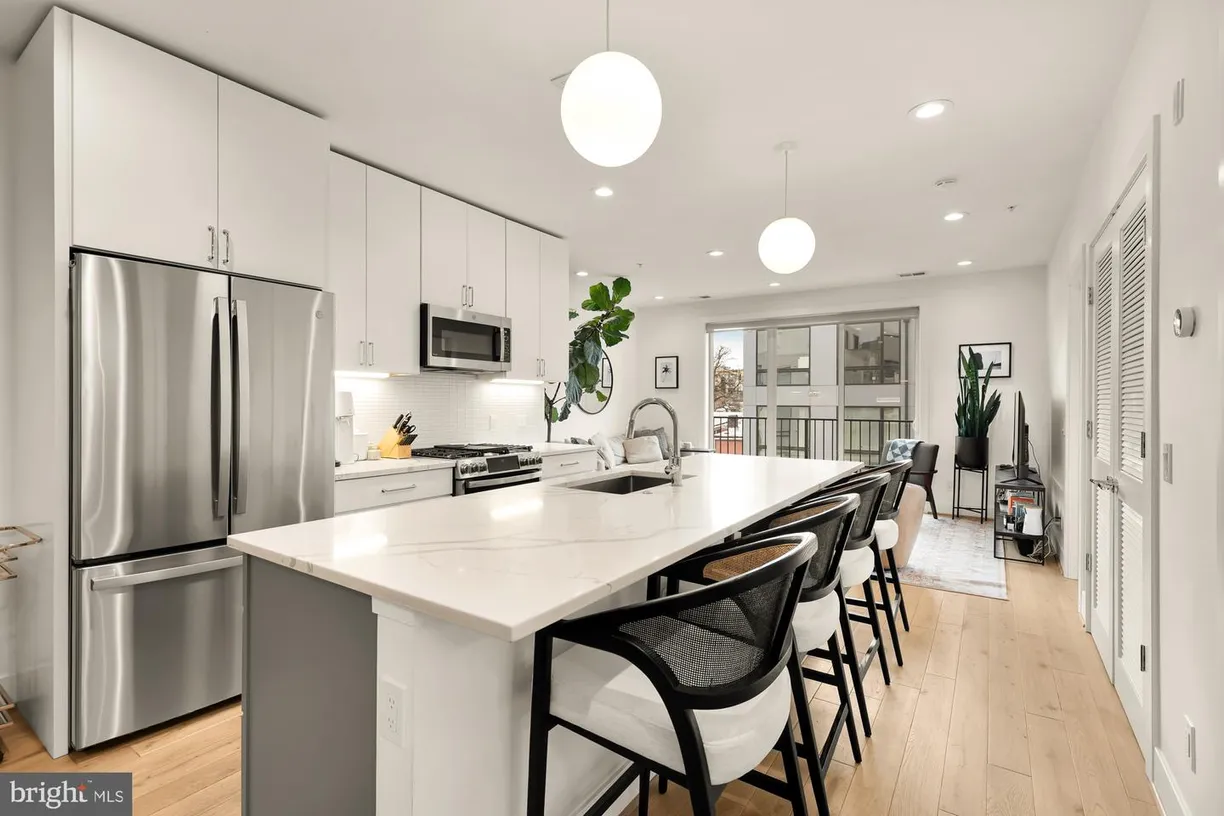 Washington Metro Area Real Estate | View 2234 11th St Nw, 302 | 2 Beds, 2 Baths