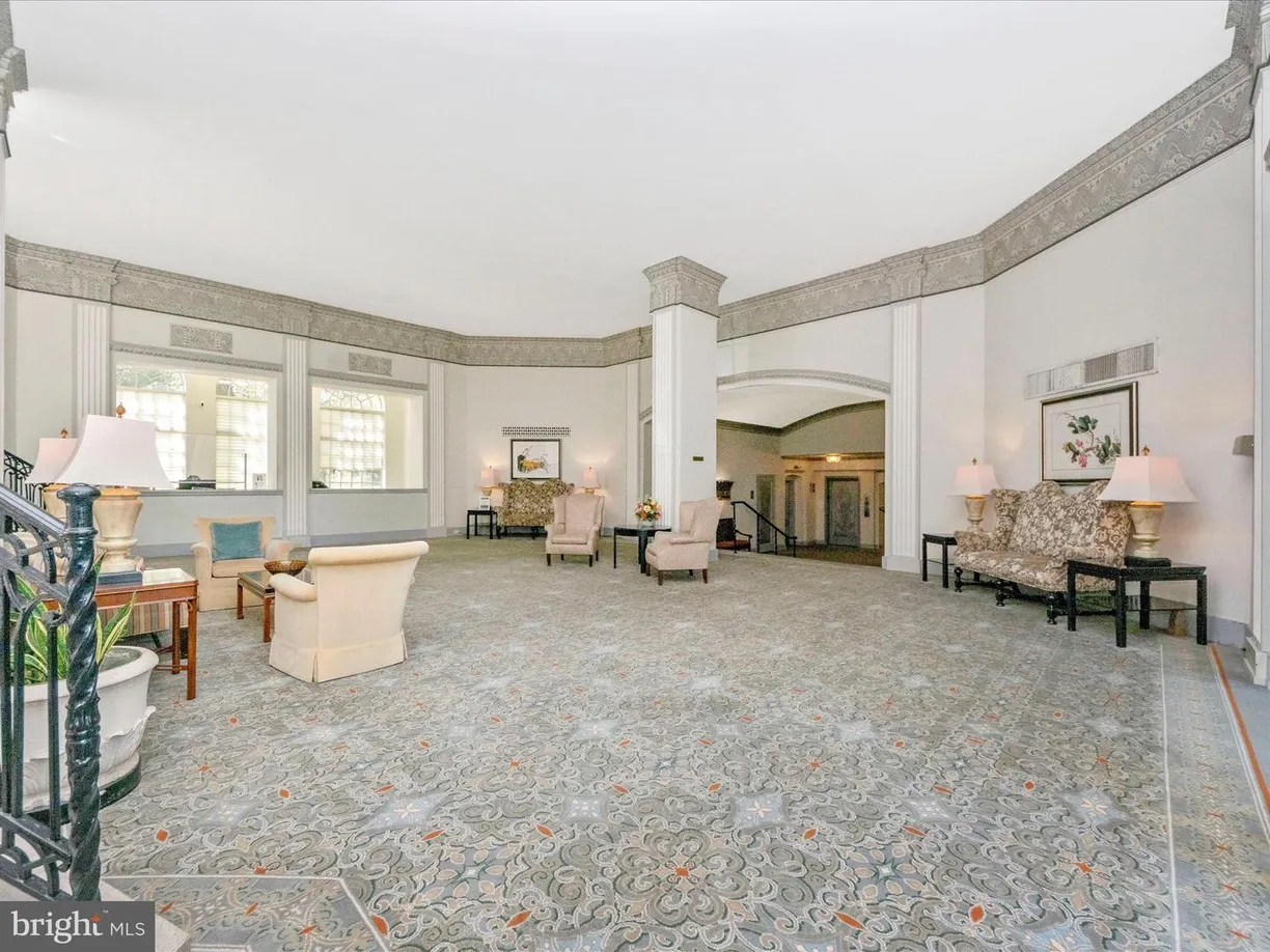 Washington Metro Area Real Estate | View 4000 Cathedral Ave Nw, 706b | Listing