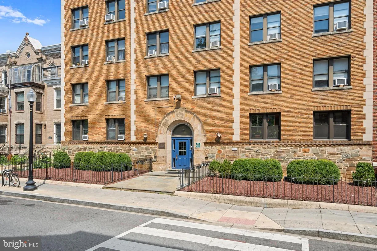 Washington Metro Area Real Estate | View 1457 Park Rd Nw, 102 | 1 Bed, 1 Bath
