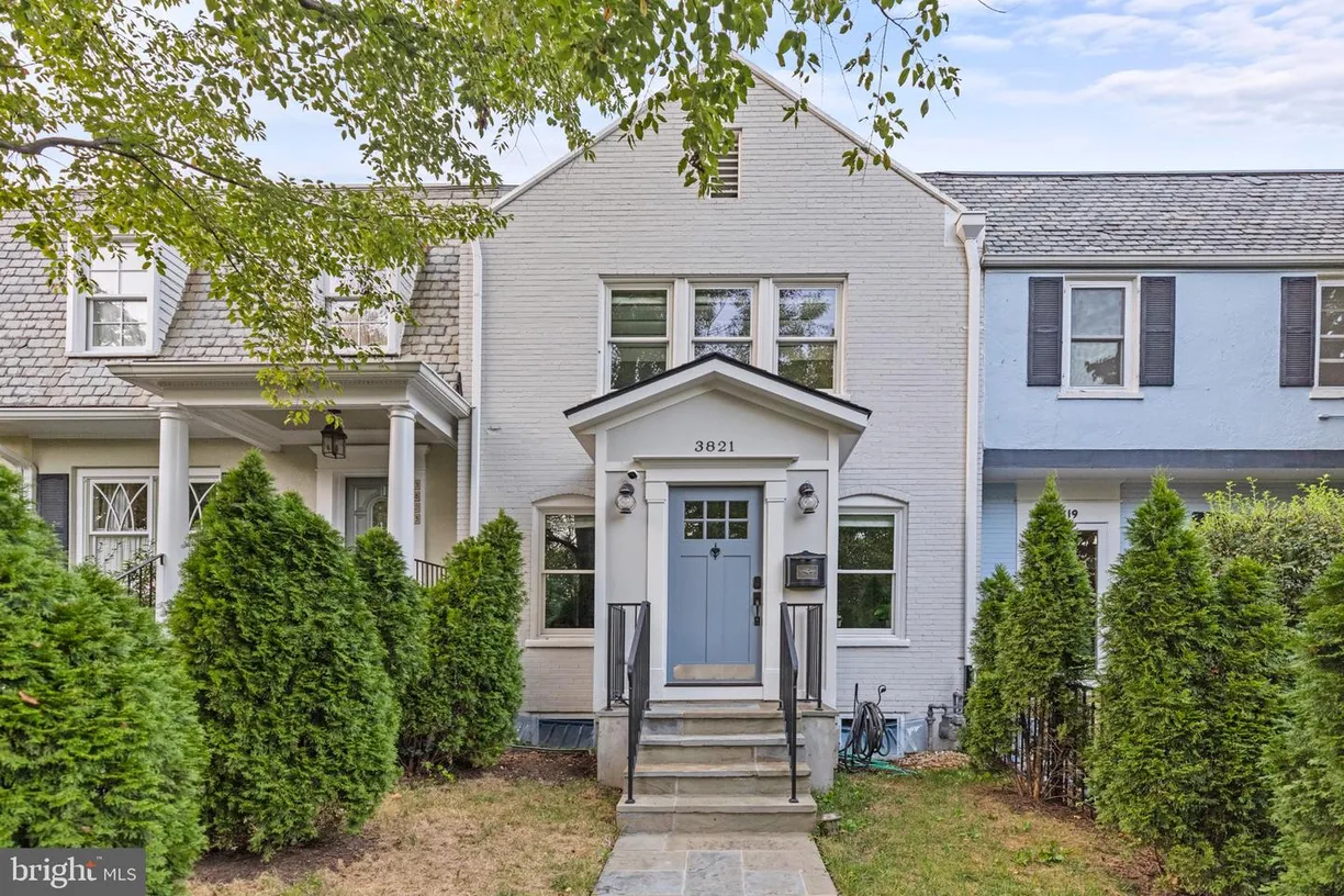 Washington Metro Area Real Estate | View 3821 S St Nw | 4 Beds, 5 Baths
