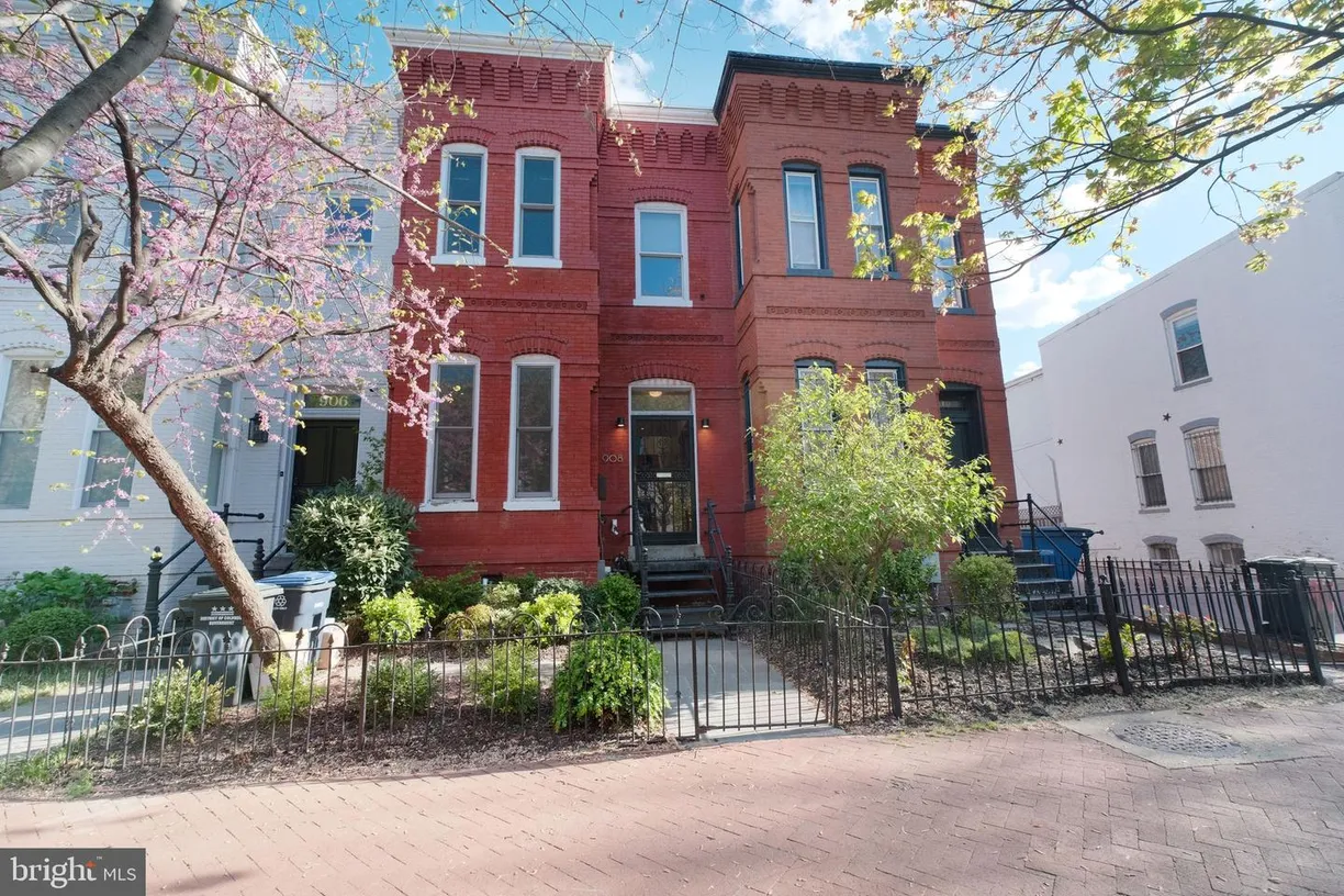 Washington Metro Area Real Estate | View 908 O St Nw | 3 Beds