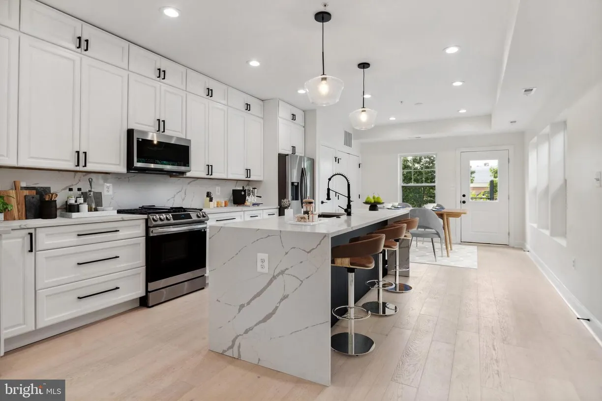 Washington Metro Area Real Estate | View 1232 Trinidad Ave Ne, 2 | Listing