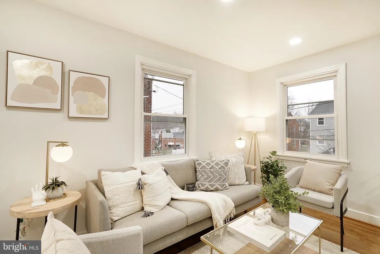 Washington Metro Area Real Estate | View 415 Burbank St Se | Listing