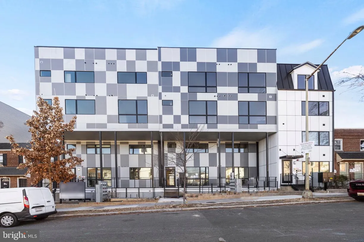 Washington Metro Area Real Estate | View 824 18th St Ne, 102 | Listing
